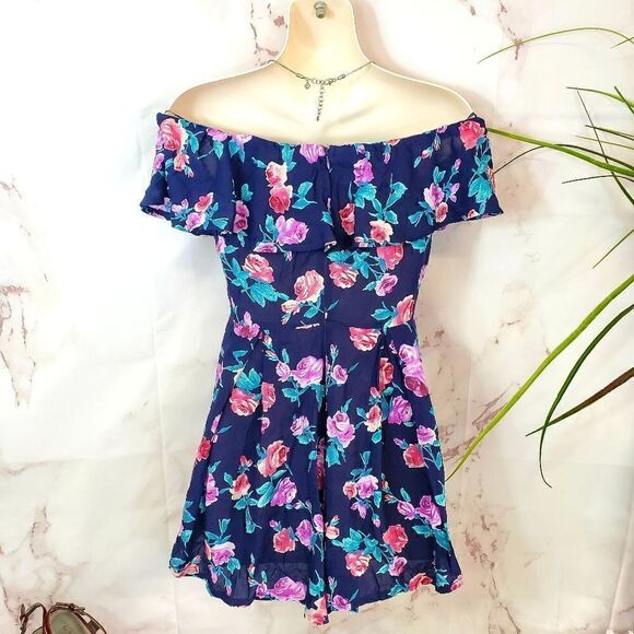 NWT! $138 LF SEEK off shoulder pretty romper - Picture 2 of 7